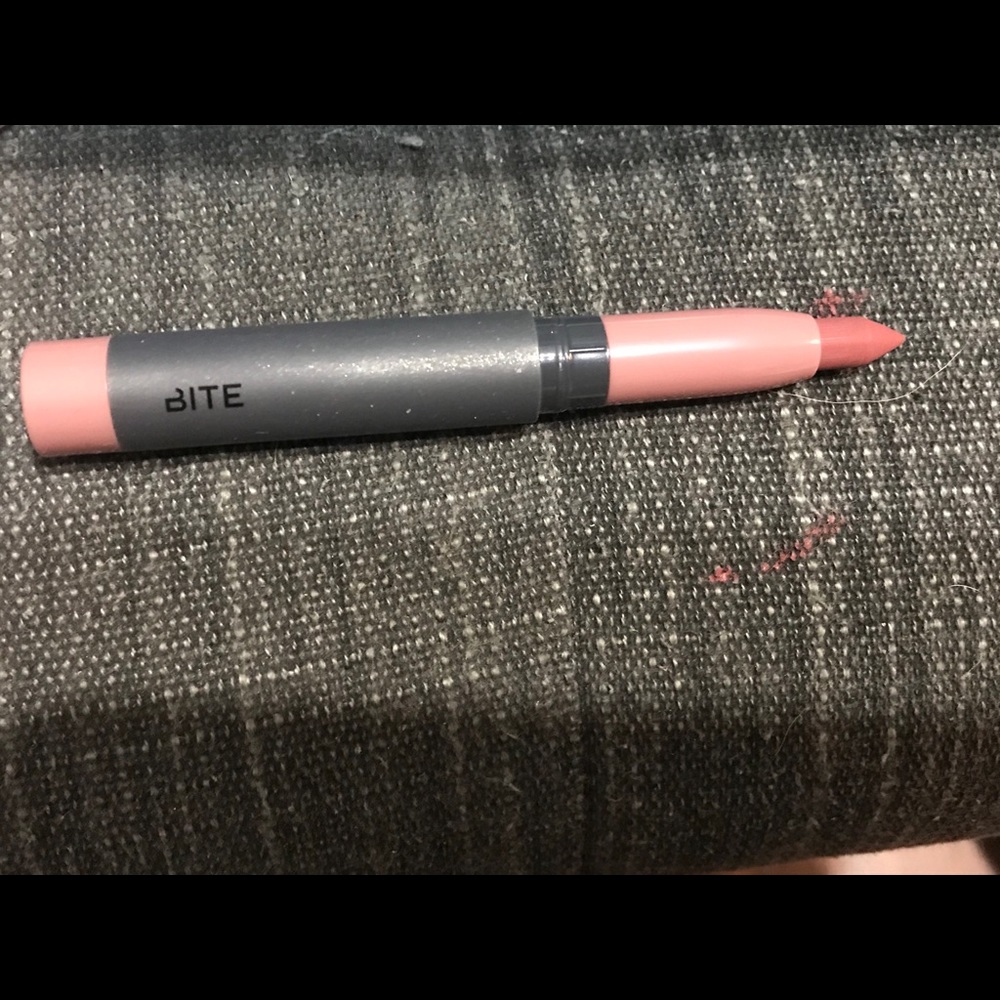 Bite Lip Liner Glacē